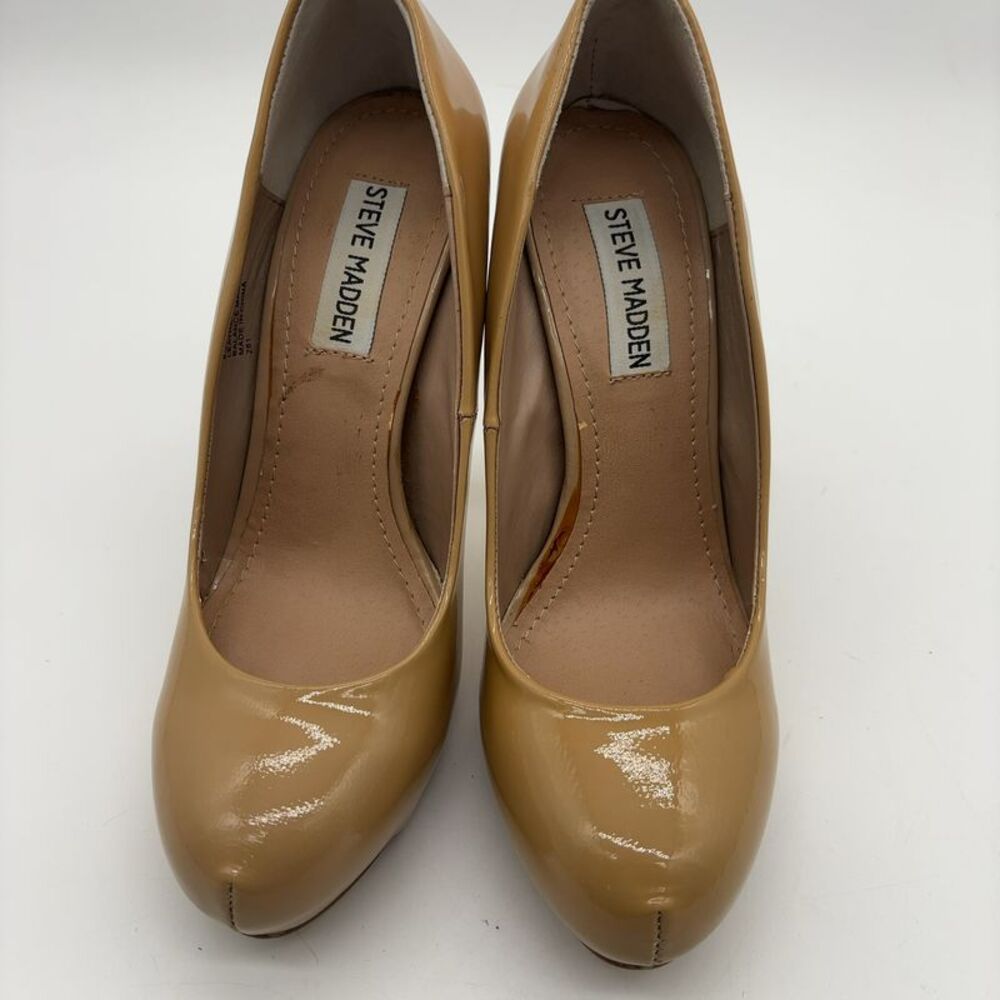 Steve Madden Leather Nude Platform Pumps